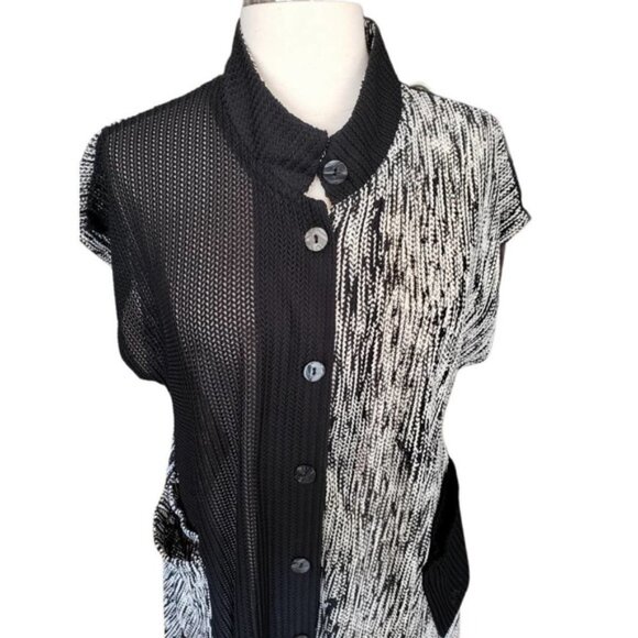 Black and White Womens Short Sleeve Mesh Jacket S/M - Picture 3 of 9